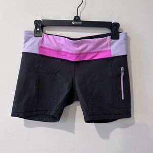 Lululemon run fast track short In black/pink women’s size 8